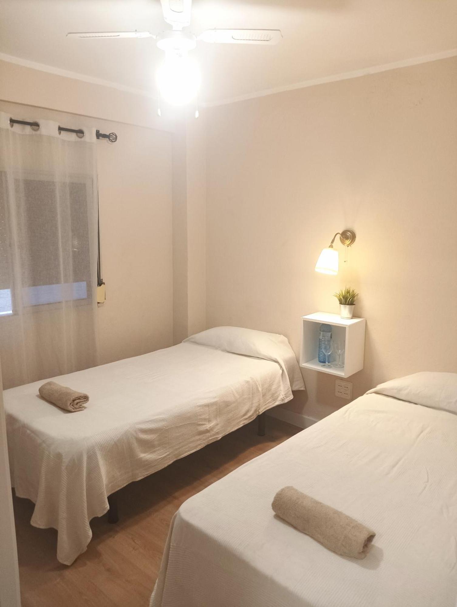 Habitaciones En Apartamento Compartido Delicias Room Cerca Del Mar, Aeropuerto, Ave Y Metro มาลากา ห้อง รูปภาพ