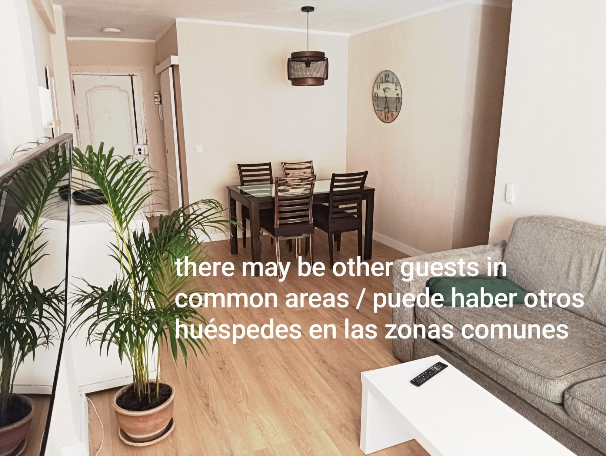 Habitaciones En Apartamento Compartido Delicias Room Cerca Del Mar, Aeropuerto, Ave Y Metro มาลากา ภายนอก รูปภาพ