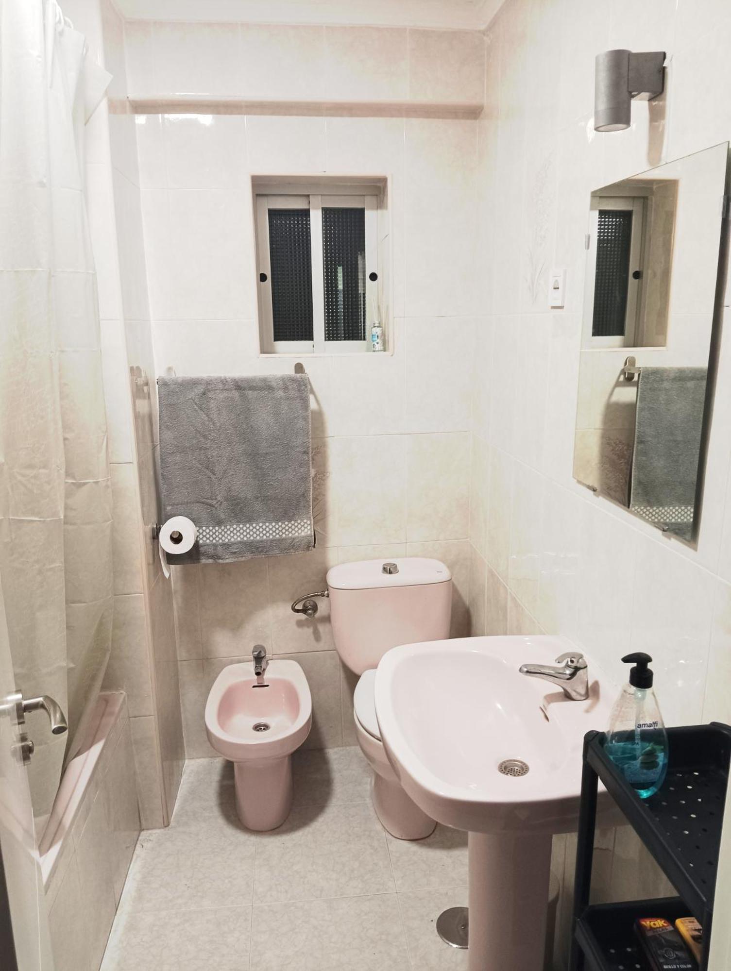 Habitaciones En Apartamento Compartido Delicias Room Cerca Del Mar, Aeropuerto, Ave Y Metro มาลากา ภายนอก รูปภาพ