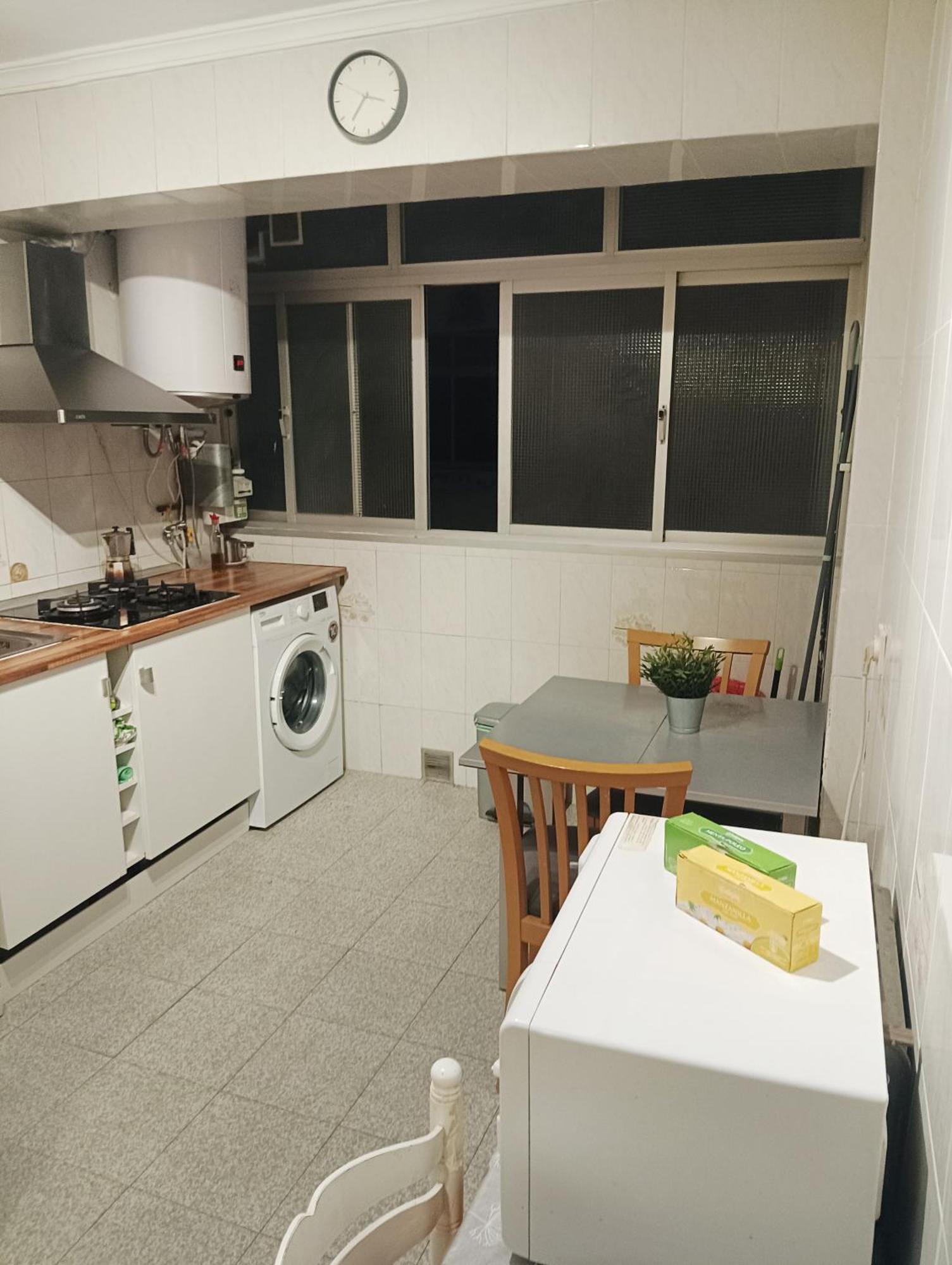 Habitaciones En Apartamento Compartido Delicias Room Cerca Del Mar, Aeropuerto, Ave Y Metro มาลากา ภายนอก รูปภาพ
